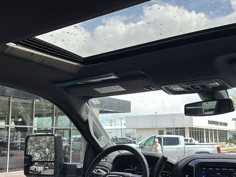 Used 2023 GMC Sierra 2500 AT4 w/ AT4 Preferred Package image 24