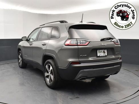 Used 2022 Jeep Cherokee Limited AWD/4WD image 4