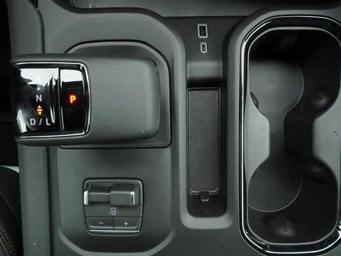 New 2026 GMC Sierra 1500 AT4 w/ AT4 Premium Package AWD/4WD image 27