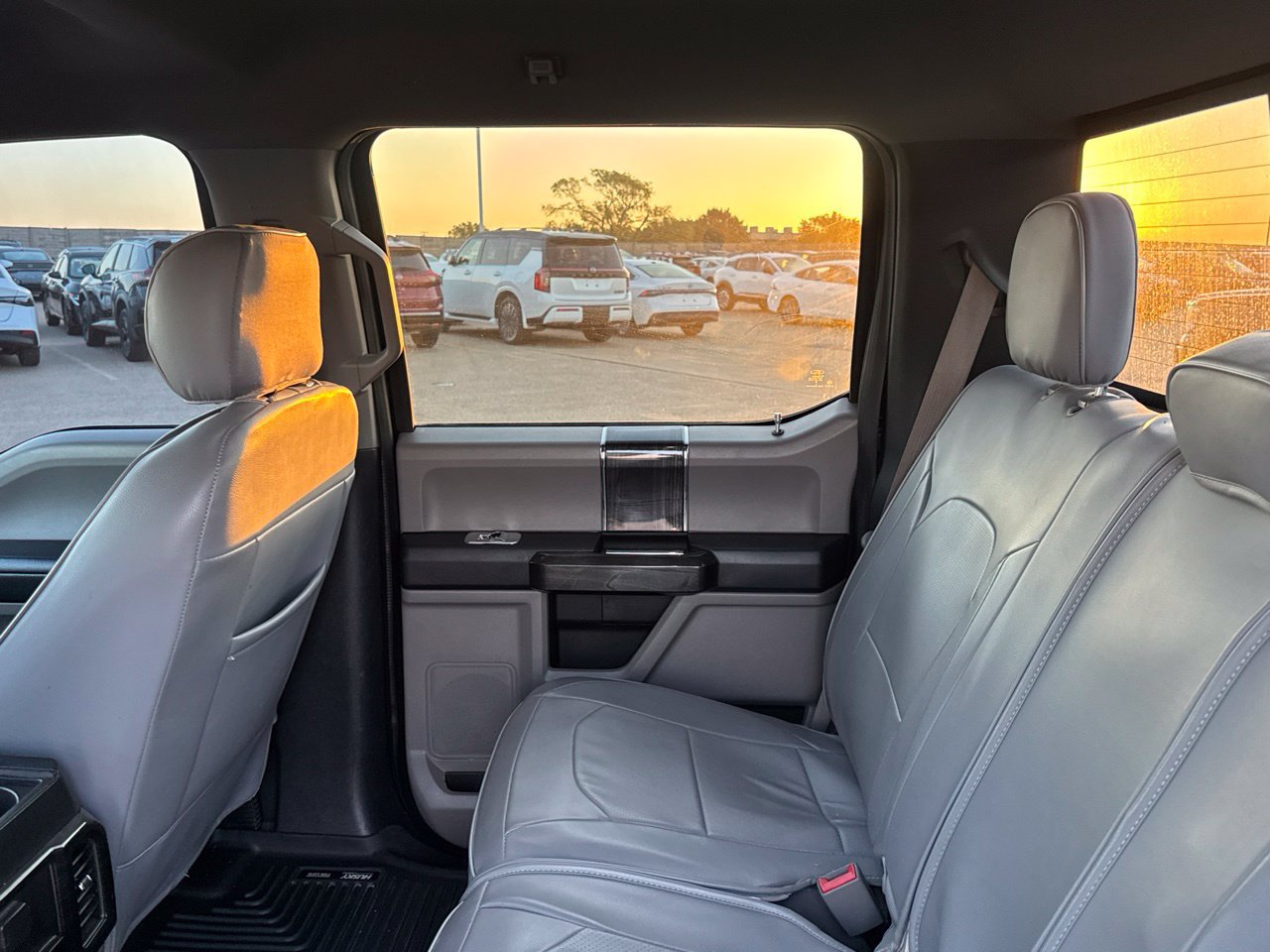 Used 2019 Ford F150 XLT w/ Equipment Group 302A Luxury AWD/4WD image 41