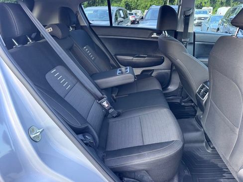 Used 2018 Kia Sportage LX AWD/4WD image 24