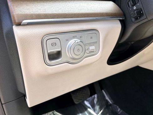 Certified 2024 Mercedes-Benz GLE 450 4MATIC image 21