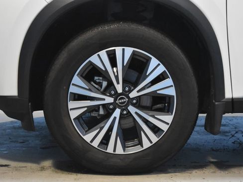 Certified 2023 Nissan Rogue SV image 22