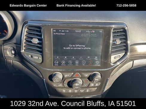 Used 2021 Jeep Grand Cherokee Laredo X image 21