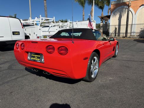 Used 2001 Chevrolet Corvette Convertible w/ Preferred Equipment Group2 image 8