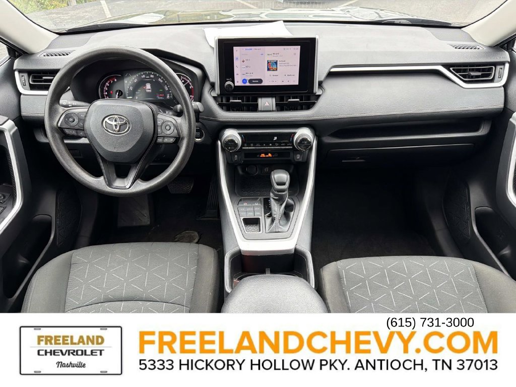 Used 2023 Toyota RAV4 XLE AWD/4WD image 17