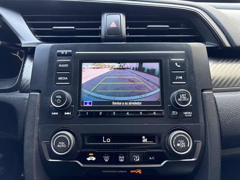 Used 2018 Honda Civic Sport image 22
