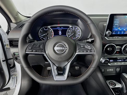 New 2025 Nissan Sentra SR image 12