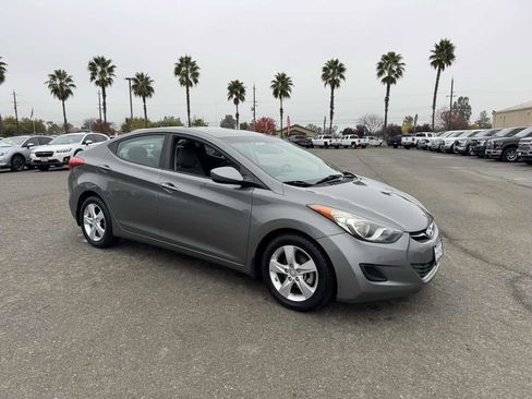 Used 2013 Hyundai Elantra GLS image 13