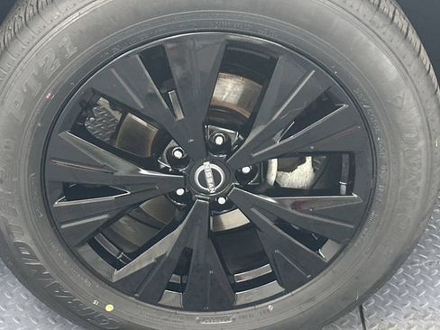 Certified 2023 Nissan Rogue SV w/ SV Premium B Package AWD/4WD image 21