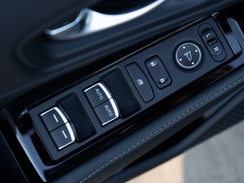 Used 2023 Honda Accord Touring image 40