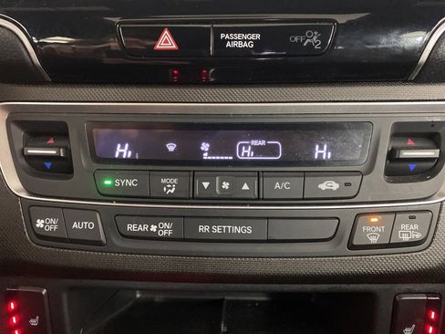 Used 2022 Honda Passport TrailSport image 15