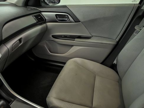 Used 2015 Honda Accord LX image 23