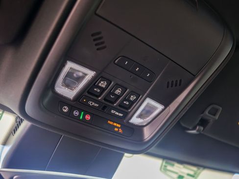 Certified 2024 Cadillac XT4 Luxury w/ Cold Weather Package FWD image 22