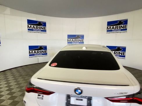 Used 2026 BMW 430i Coupe w/ M Sport Package RWD image 9