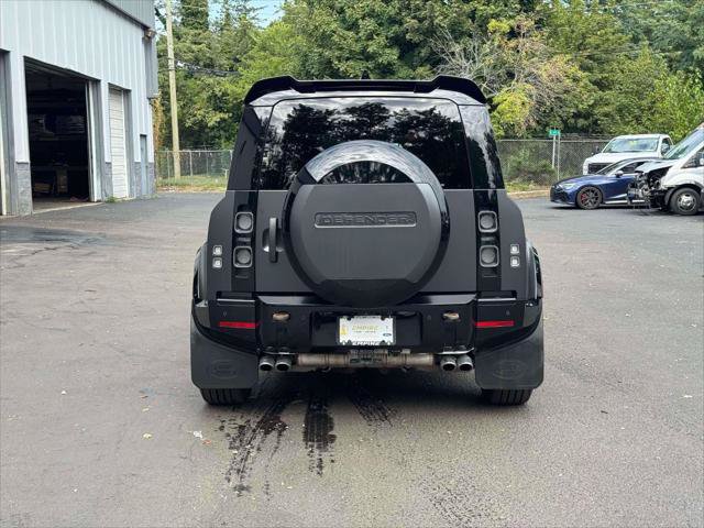 Used 2023 Land Rover Defender 110 V8 AWD/4WD image 6
