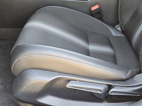 Used 2025 Honda Civic Sport image 26