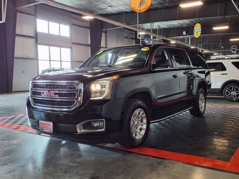 Used 2019 GMC Yukon XL SLT w/ Open Road Package image 3