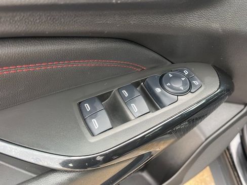 Used 2025 Chevrolet Trax RS w/ Driver Confidence Package image 11