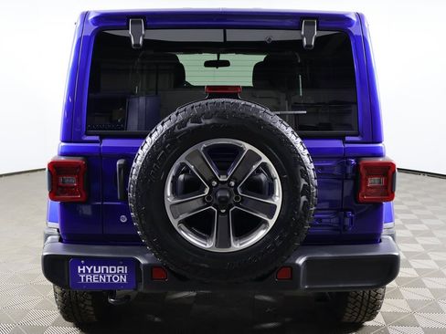 Used 2020 Jeep Wrangler Unlimited Sahara w/ LED Lighting Group image 9