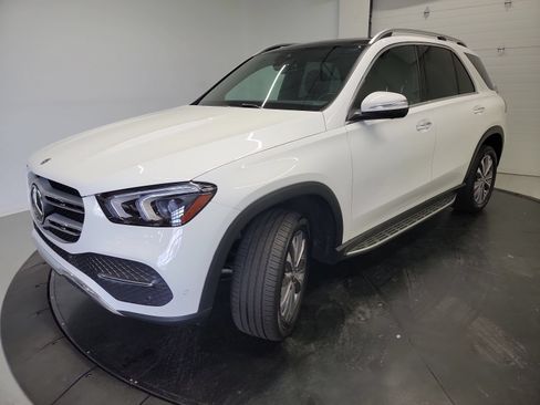 Used 2022 Mercedes-Benz GLE 350 4MATIC image 3