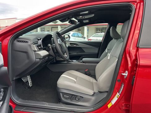 New 2026 Toyota Camry SE FWD image 9