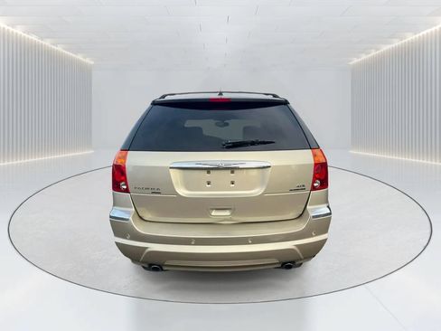 Used 2007 Chrysler Pacifica Limited AWD/4WD image 5