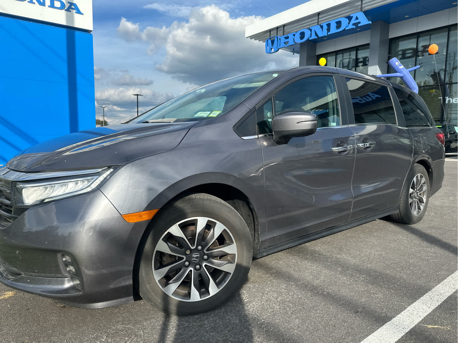 Used 2024 Honda Odyssey EX-L image 1