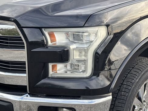 Used 2016 Ford F150 Lariat w/ Equipment Group 502A Luxury image 6