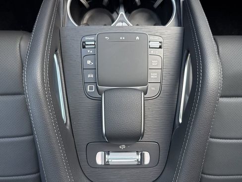 Certified 2025 Mercedes-Benz GLS 450 4MATIC image 26