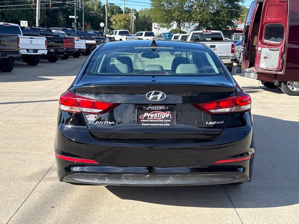 Used 2017 Hyundai Elantra Limited FWD image 13