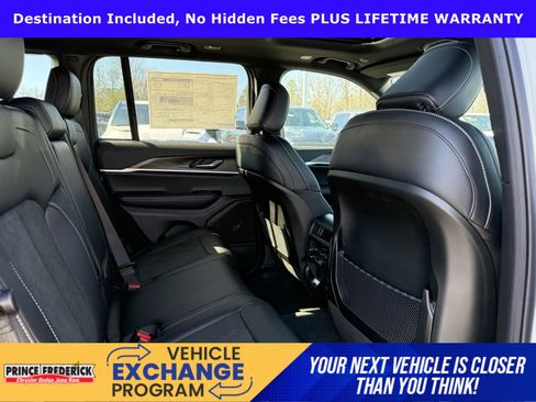 New 2026 Jeep Grand Cherokee Altitude AWD/4WD image 14