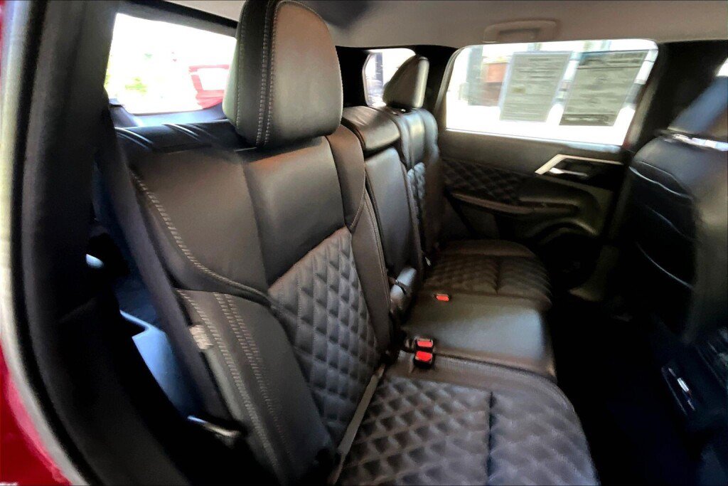 Used 2022 Mitsubishi Outlander SEL AWD/4WD image 15
