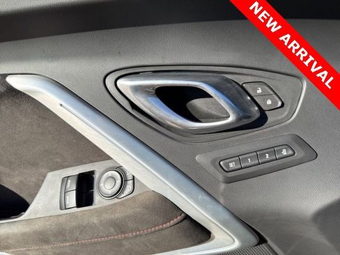 Used 2018 Chevrolet Camaro ZL1 image 16