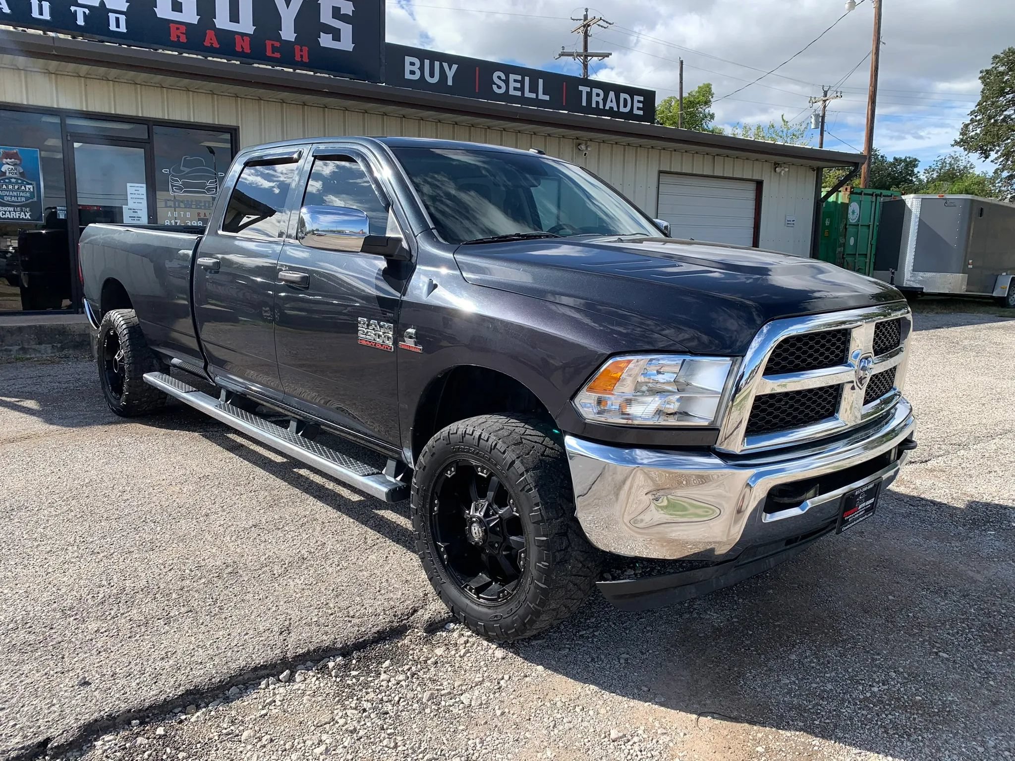 Used 2013 RAM 2500 Tradesman w/ Chrome Appearance Group AWD/4WD image 3
