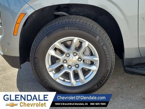 Certified 2025 Chevrolet Tahoe LT AWD/4WD image 18