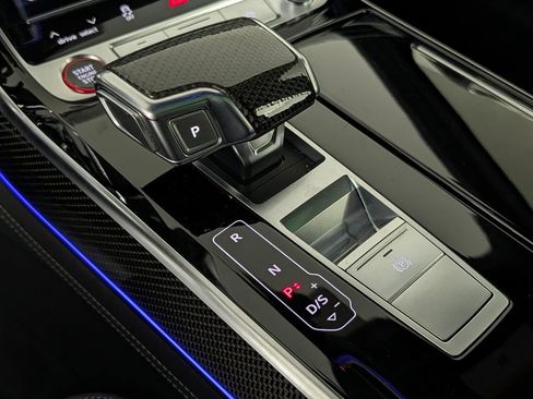 Used 2023 Audi S8 image 32