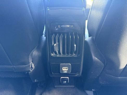 Used 2022 Jeep Compass Latitude image 23