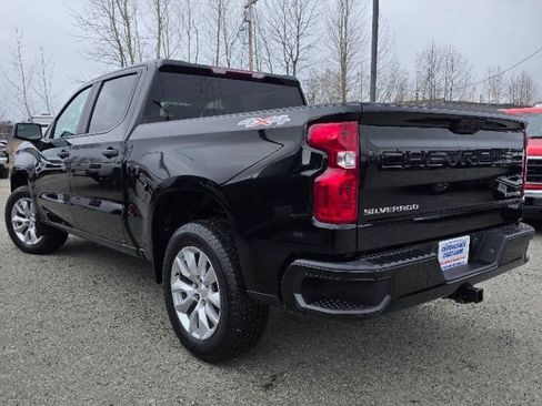 Used 2022 Chevrolet Silverado 1500 Custom AWD/4WD image 6