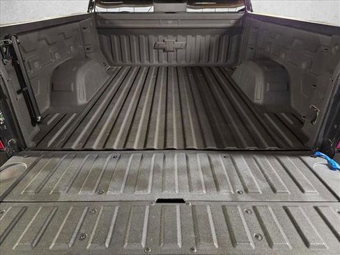 Used 2023 Chevrolet Silverado 1500 LTZ image 6