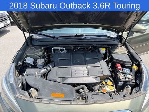 Used 2018 Subaru Outback 3.6R Touring AWD/4WD image 19