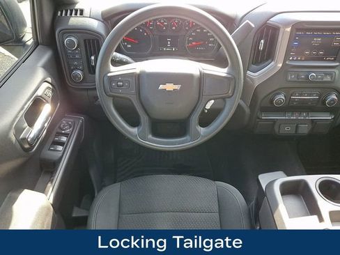 Used 2020 Chevrolet Silverado 1500 Custom w/ Custom Value Package image 15