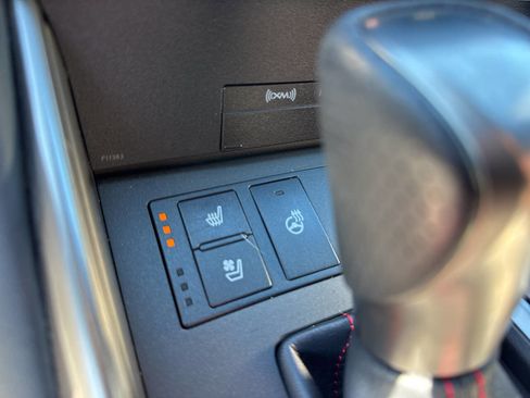 Used 2017 Lexus IS 300 AWD image 23