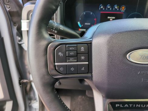 Used 2025 Ford F250 Platinum w/ FX4 Off-Road Package AWD/4WD image 31
