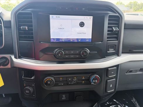 Used 2023 Ford F150 XLT AWD/4WD image 45