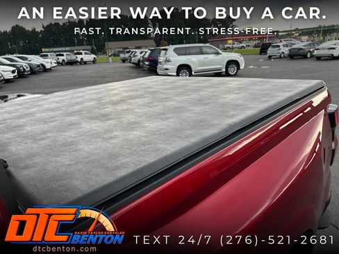 Used 2023 Chevrolet Colorado LT w/ LT Convenience Package II RWD image 9