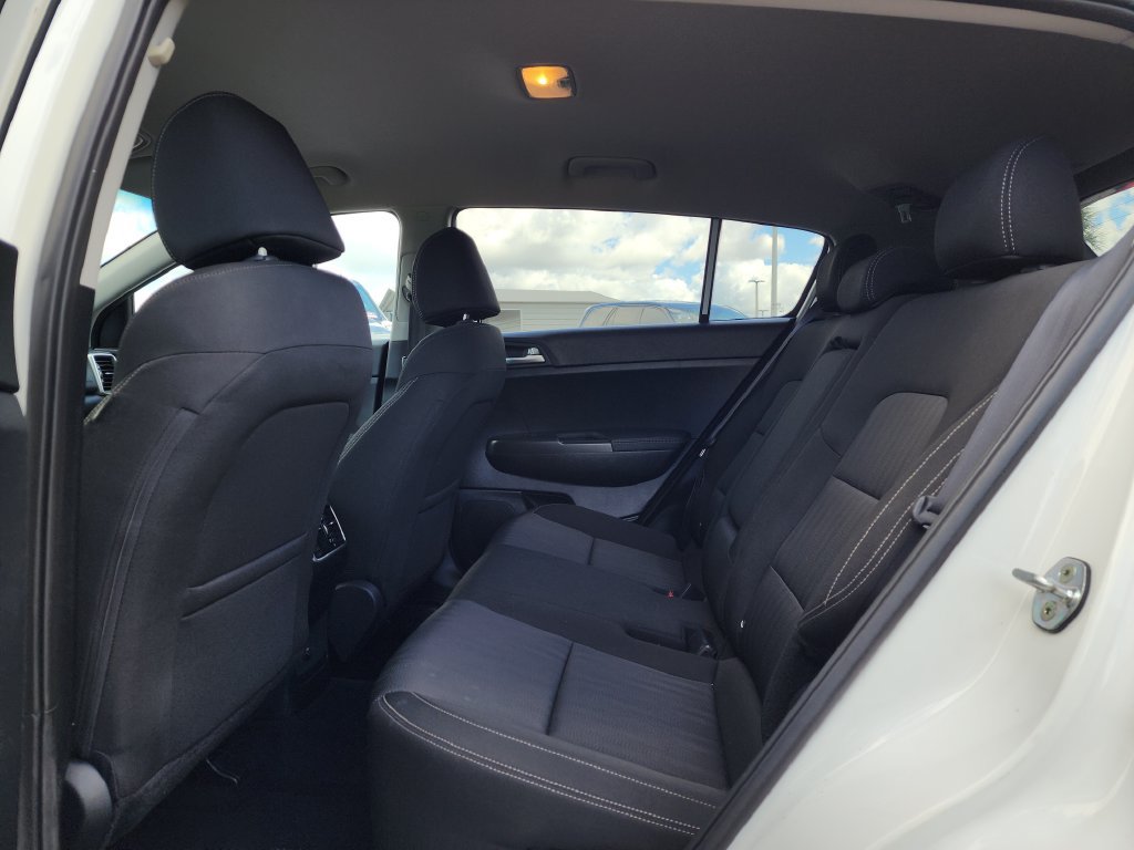 Used 2022 Kia Sportage LX FWD image 14