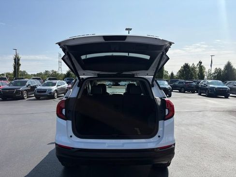 Used 2023 GMC Terrain SLT w/ Elevation Edition AWD/4WD image 16