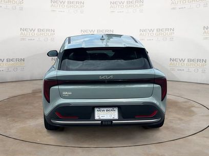 New 2026 Kia K4 EX