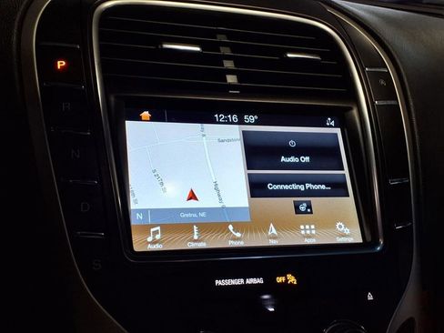 Used 2019 Lincoln Nautilus Reserve image 23